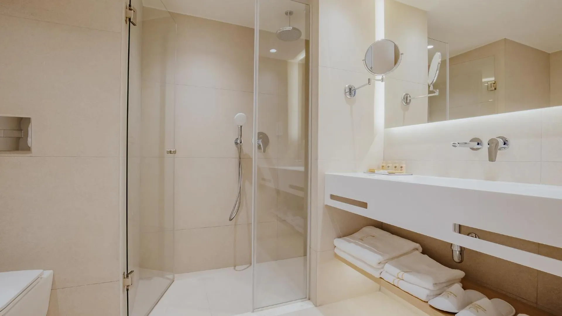 Golden Coast Beach Hotel Protaras 4*,  Cypern