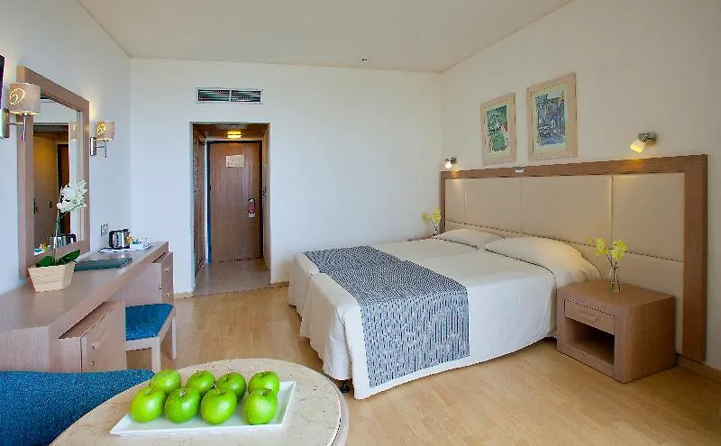 Golden Coast Beach Hotel Protaras