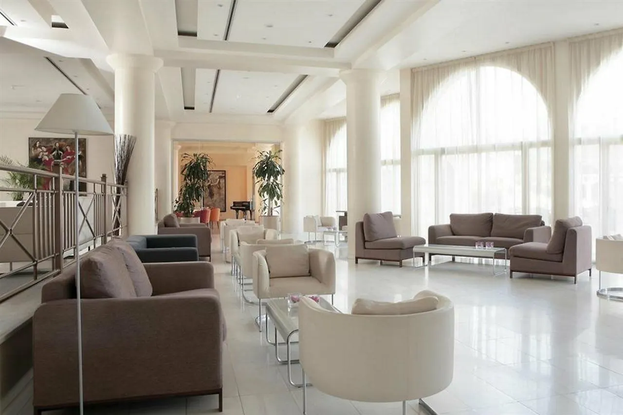 Resort Golden Coast Beach Hotel Protaras