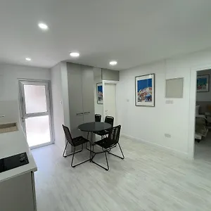 מלון דירות Levante לרנקה