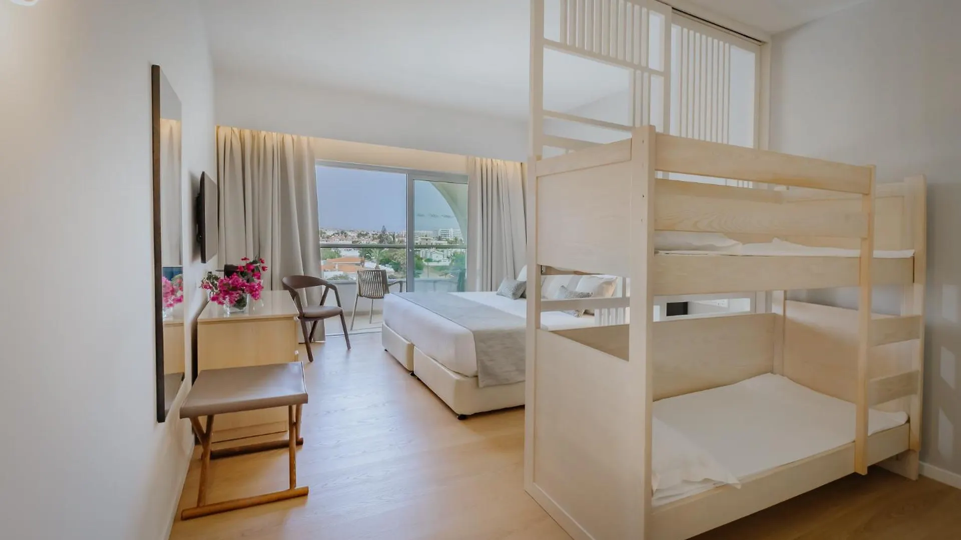 Golden Coast Beach Hotel Protaras