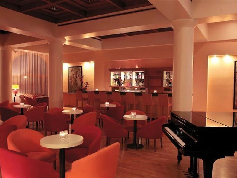 Golden Coast Beach Hotel Protaras 4*,